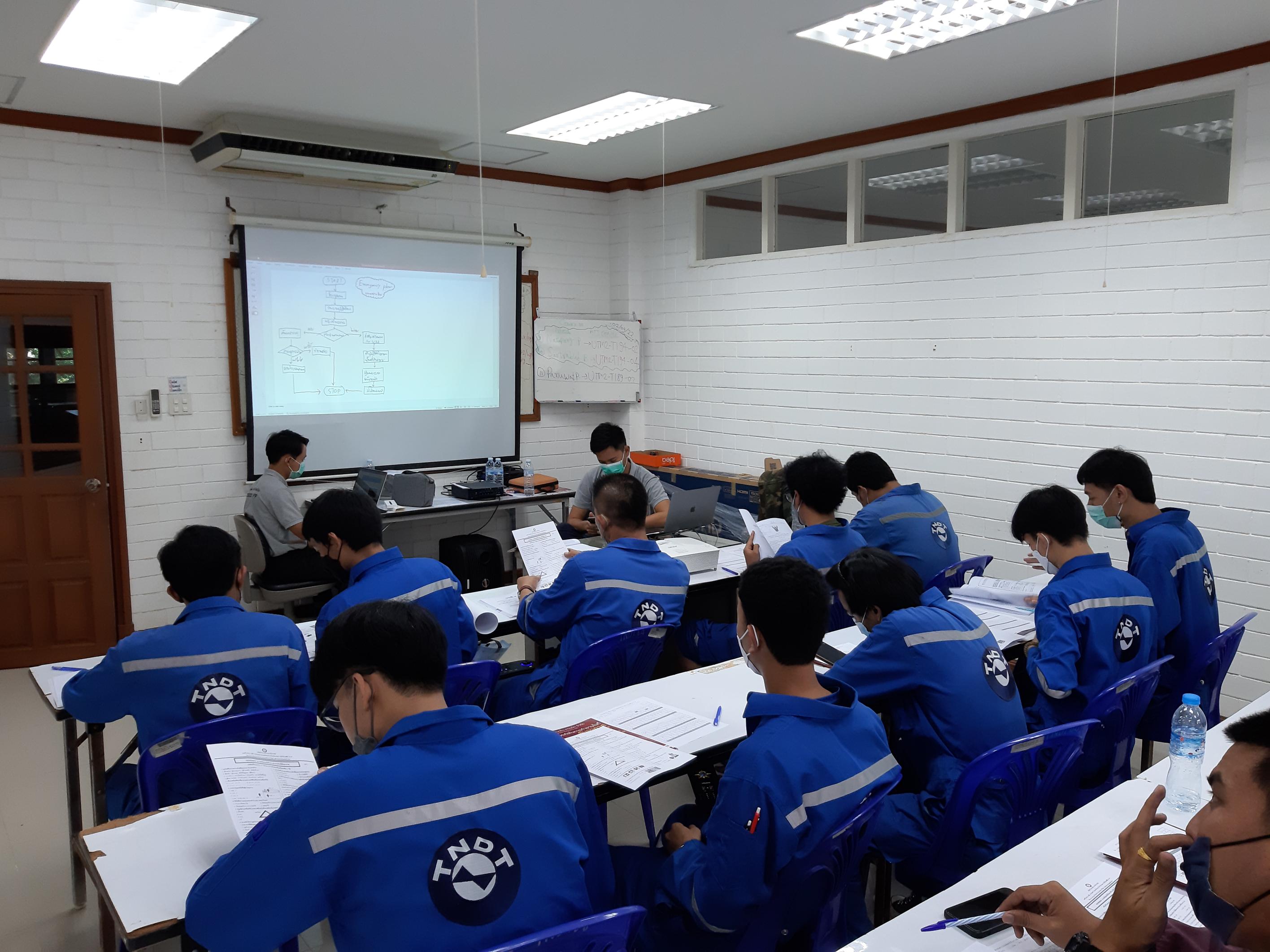 Training course on work safety in confined spaces (4 duties)